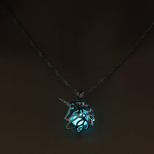 Load image into Gallery viewer, Glowing Pendant Necklace