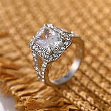Load image into Gallery viewer, BESTRING™ :  ZIRCON RING