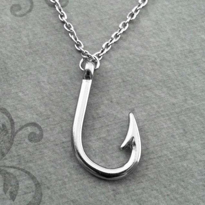 Fishhook Pendant Chain Necklace